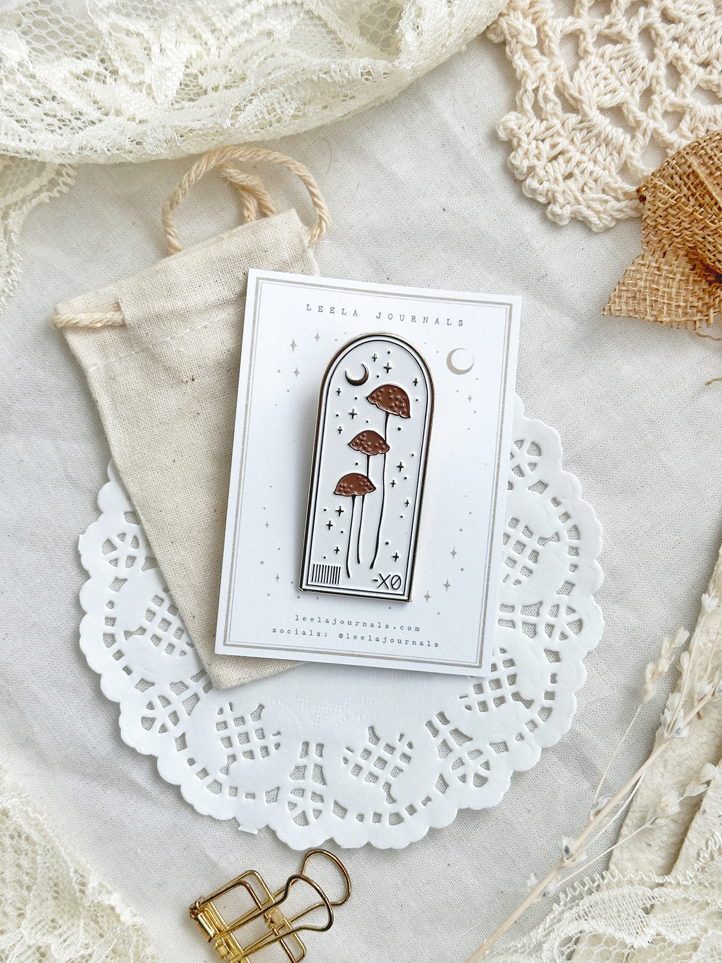 *retiring* mushroom arch enamel journaling clip