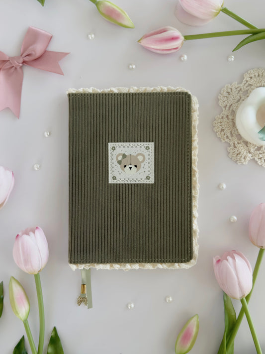 TRP | B6 | bear notebook (dotted, grid)