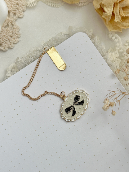 160 gsm | A5 | black lolita notebook (dot, grid)