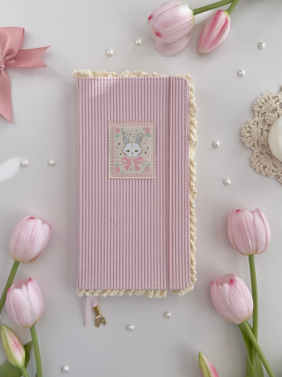 160 gsm | TN | bunny notebook (dotted, grid) – leela journals