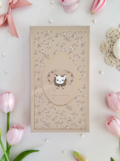160 gsm | TN | calico cat notebook (dotted, grid)