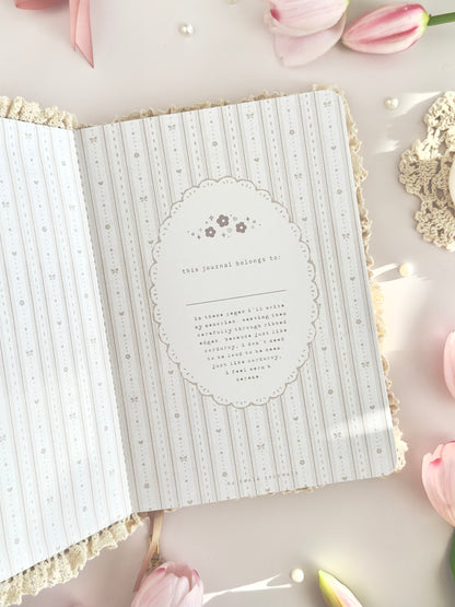 160 gsm | B6 | calico cat notebook (dotted, grid)