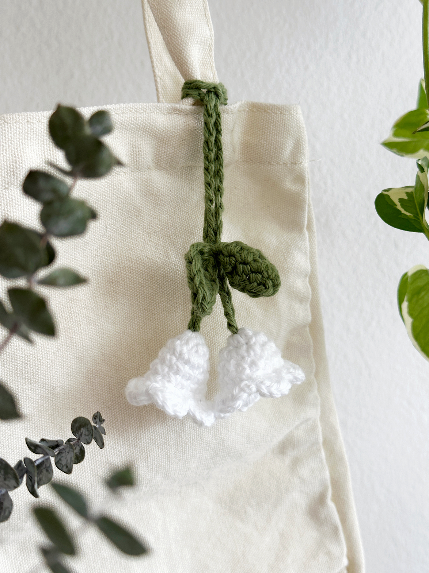 lily of the valley crochet tote charm (plz read description before purchasing!)