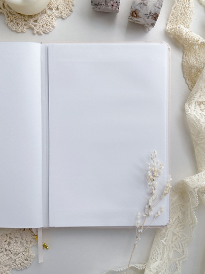 120 gsm | A5 | tulip notebook (dotted)