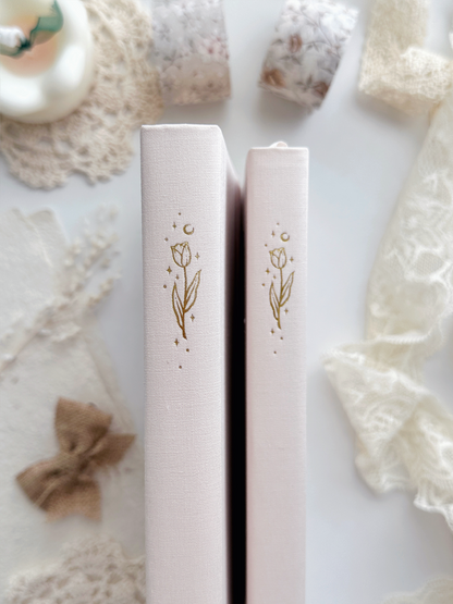 160 gsm | TN | tulip notebook (dotted)