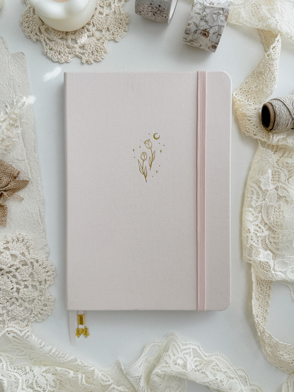 120 gsm | A5 | tulip notebook (dotted)