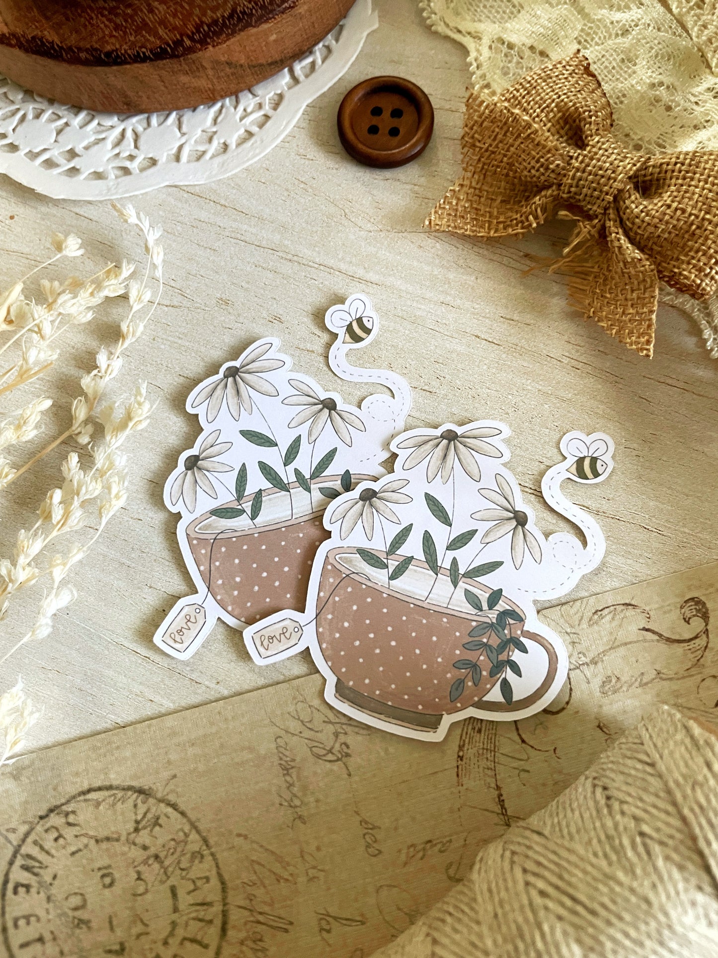 bee teacup sticker flake 2.25x3